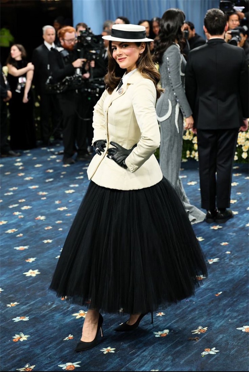White Women Office Suits Skirt - Women'S Formal Jackets To Wear With Dresses 评论和价格