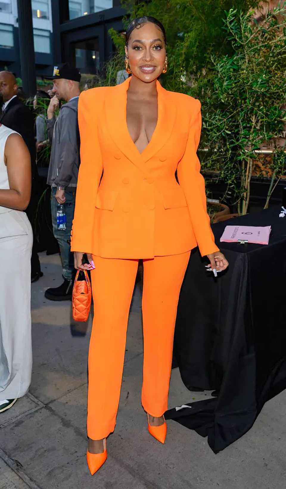 Customized Orange Spring Women - Women'S Formal Jackets To Wear With Dresses 评论和价格